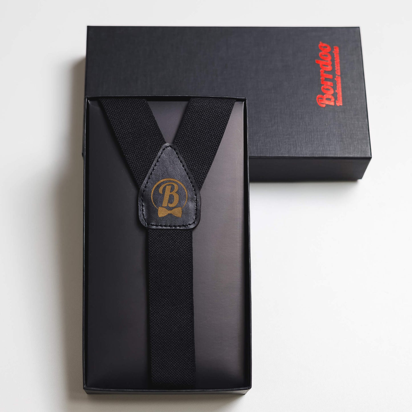 Elegantni tregeri, crni MT015