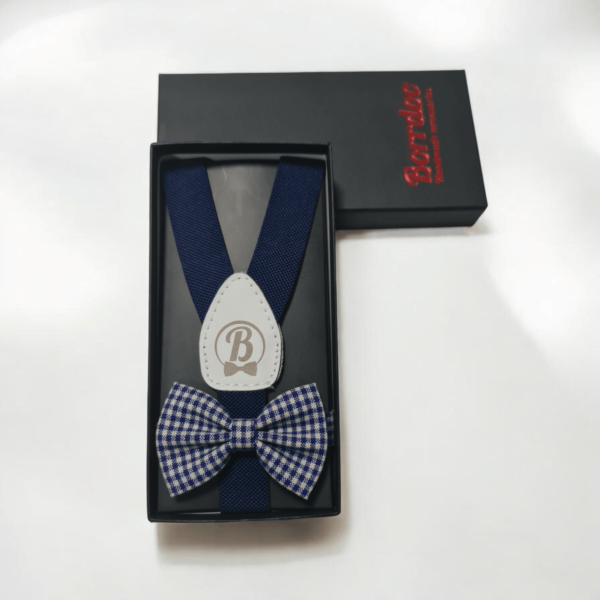 Modni detalji za bebe Set za decu tregeri i leptir mašna teget beli DT006