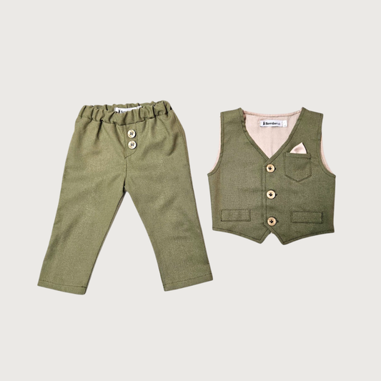Lagani komplet za bebe maslinasti LK016 -pantalone i prsluk