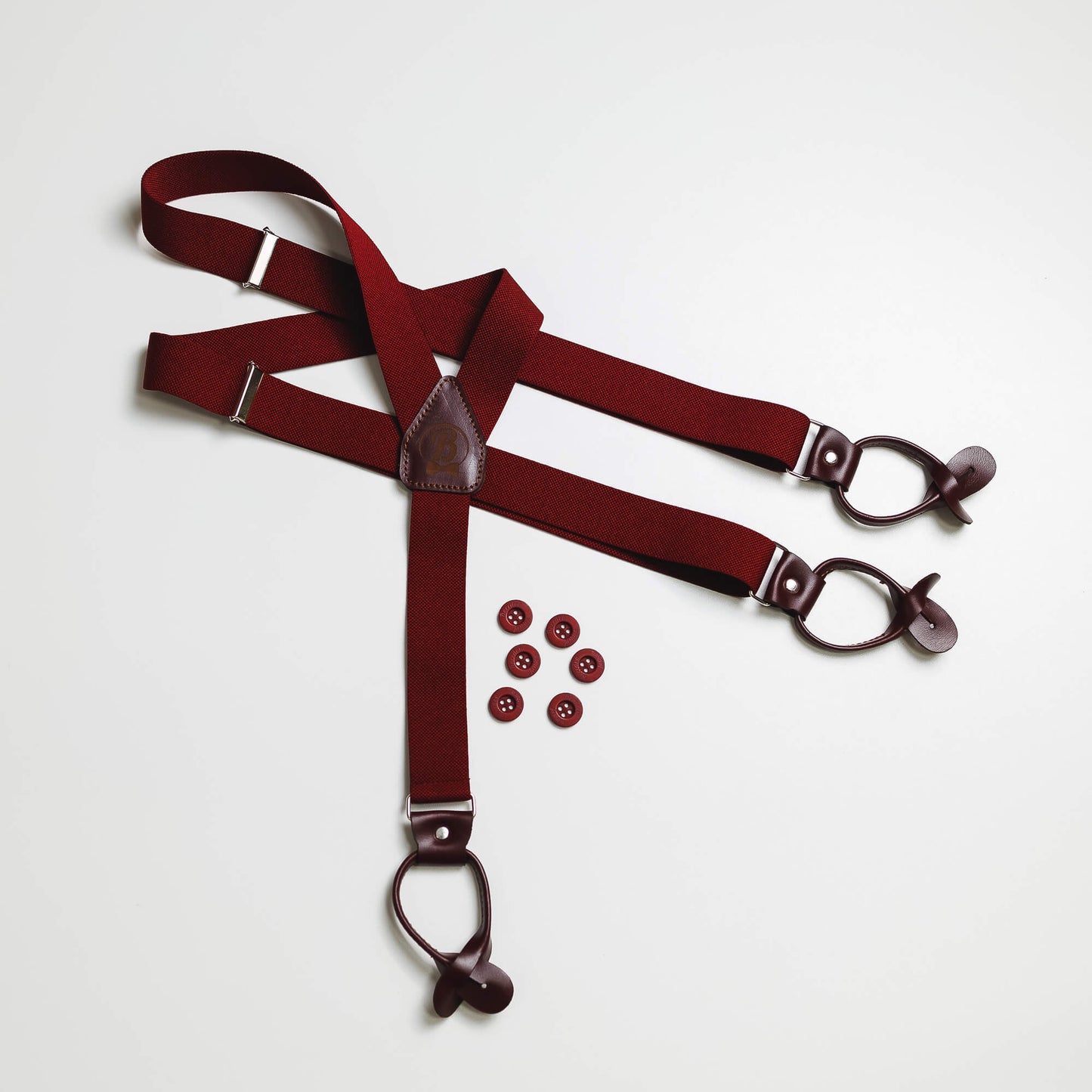 Elegantni tregeri, bordo  MT011