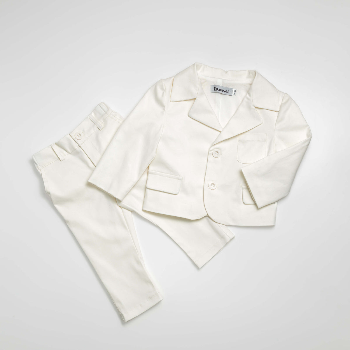 Odelo za bebu sako i pantalone belo OD040